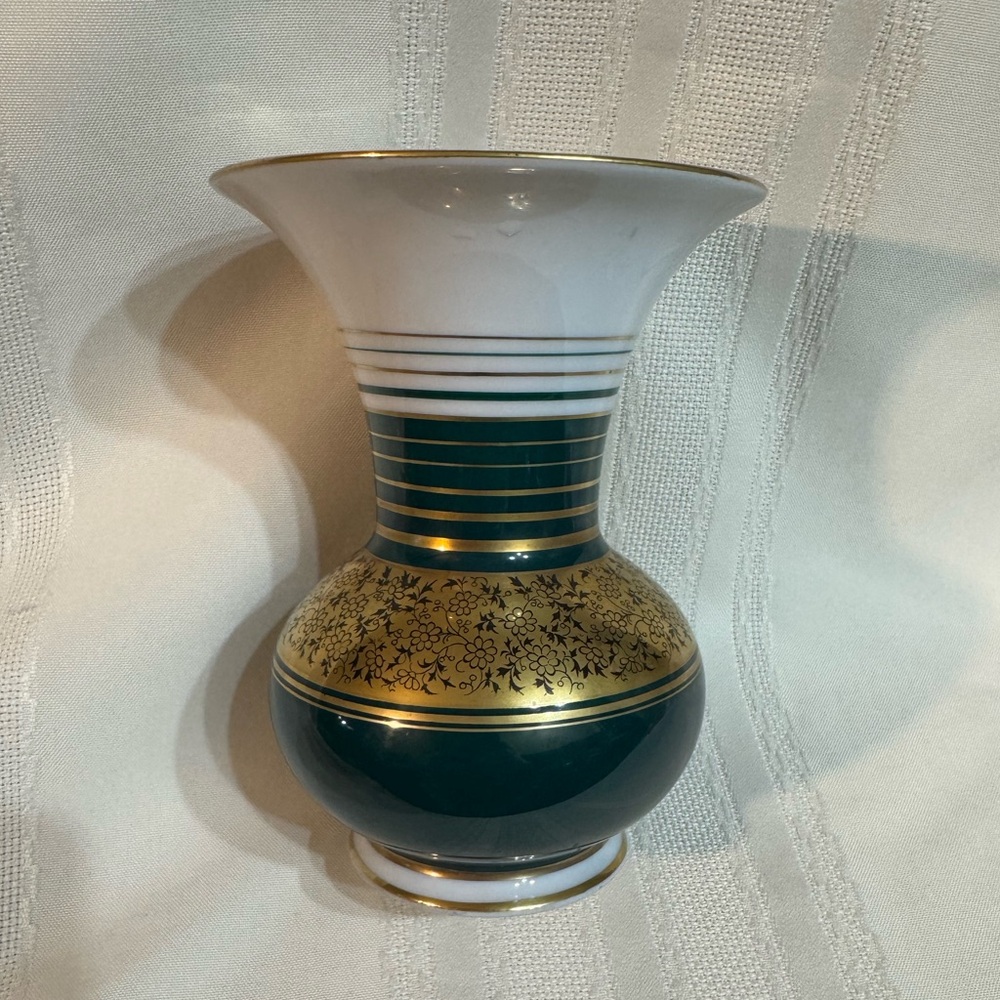 Weimar Christa Vintage Elegant Gold and Green Floral Porcelain Vase